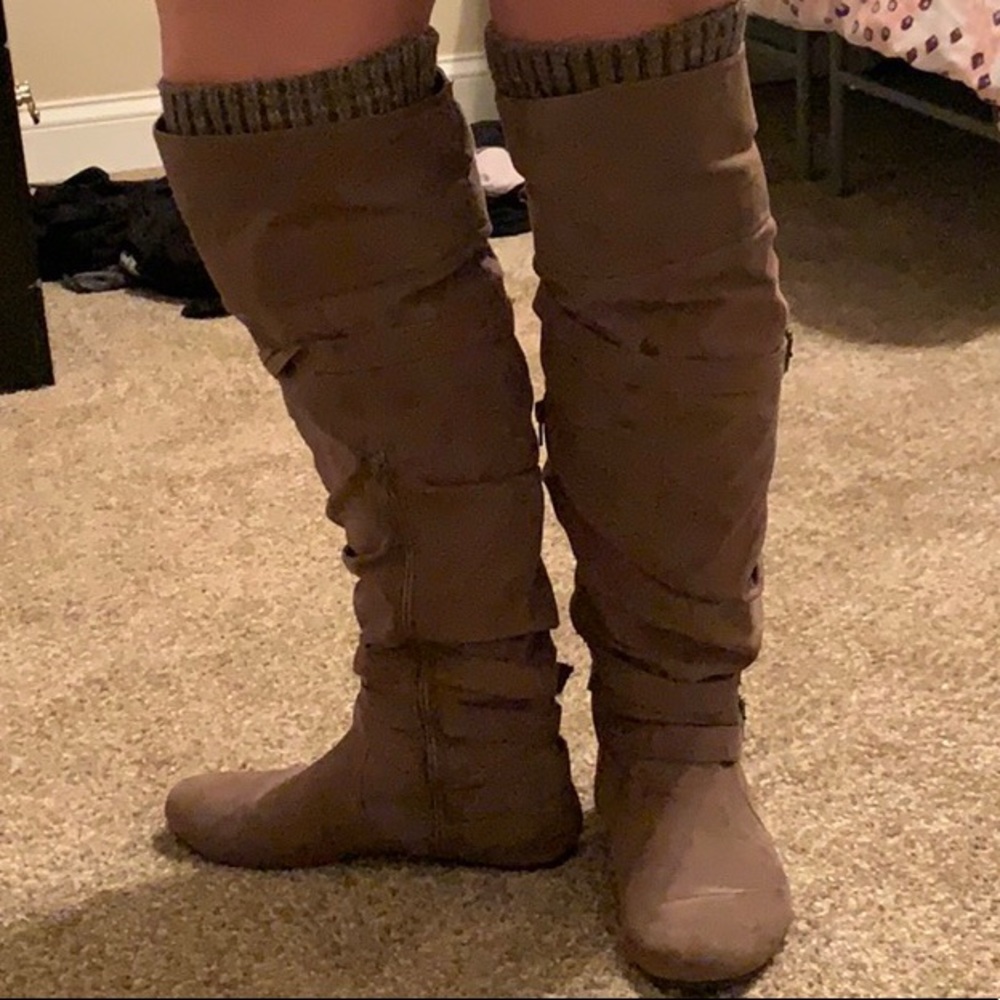 Women’s over the knee boots